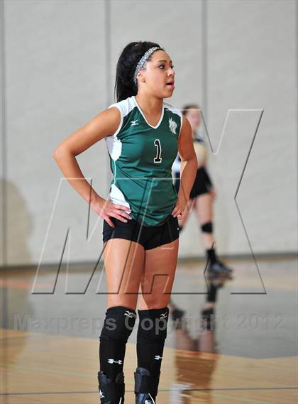 Thumbnail 2 in Siren @ Webster photogallery.