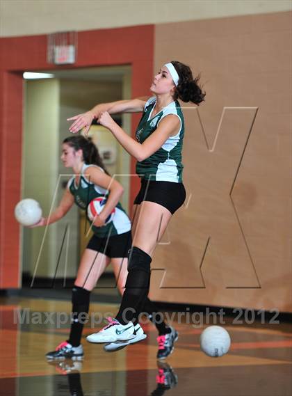 Thumbnail 2 in Siren @ Webster photogallery.