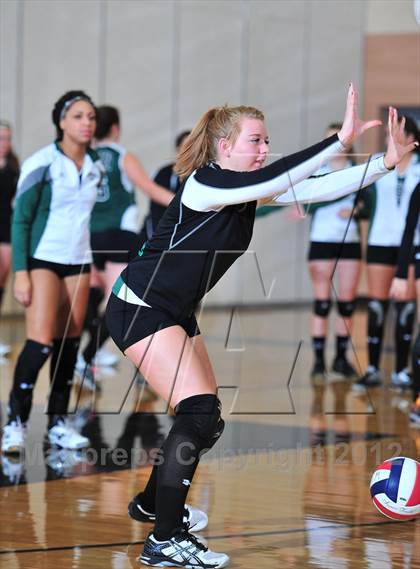 Thumbnail 2 in Siren @ Webster photogallery.