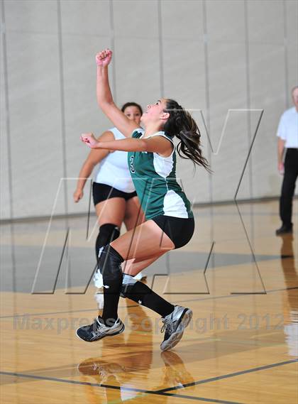 Thumbnail 2 in Siren @ Webster photogallery.