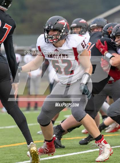 Thumbnail 1 in Kalama vs. Toledo (WIAA 2B Semifinal) photogallery.