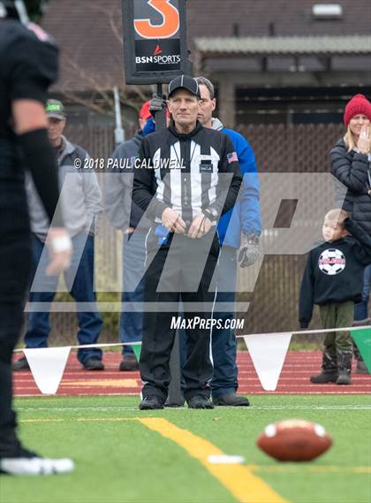 Thumbnail 3 in Kalama vs. Toledo (WIAA 2B Semifinal) photogallery.