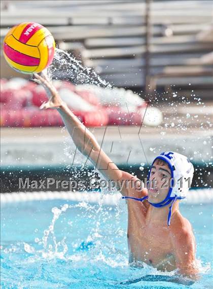 Thumbnail 2 in Glendora vs. Alta Loma photogallery.