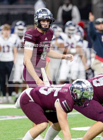 Thumbnail 3 in Lafayette Christian Academy @ St. Thomas More (LHSAA Division II Select Final) photogallery.