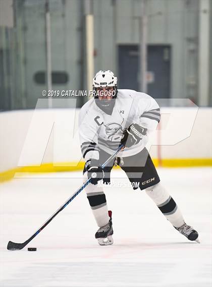 Thumbnail 1 in Mahwah @ Wayne Knights photogallery.