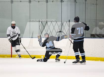 Thumbnail 1 in Mahwah @ Wayne Knights photogallery.