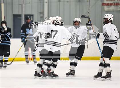 Thumbnail 3 in Mahwah @ Wayne Knights photogallery.