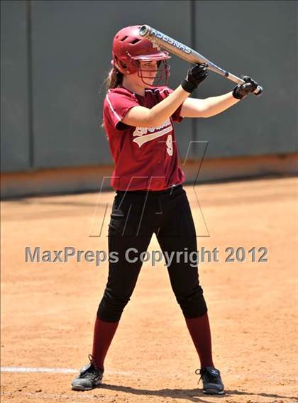 Thumbnail 3 in La Canada vs. Beaumont (CIF SS D5 Final) photogallery.