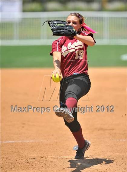 Thumbnail 1 in La Canada vs. Beaumont (CIF SS D5 Final) photogallery.