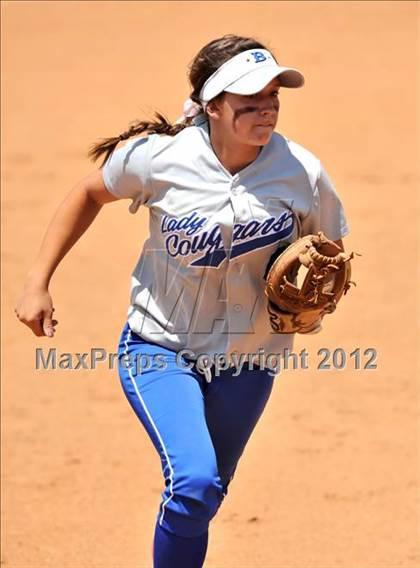 Thumbnail 1 in La Canada vs. Beaumont (CIF SS D5 Final) photogallery.