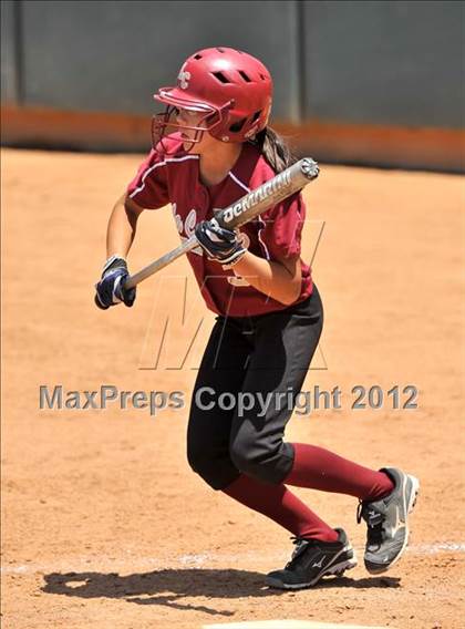 Thumbnail 2 in La Canada vs. Beaumont (CIF SS D5 Final) photogallery.