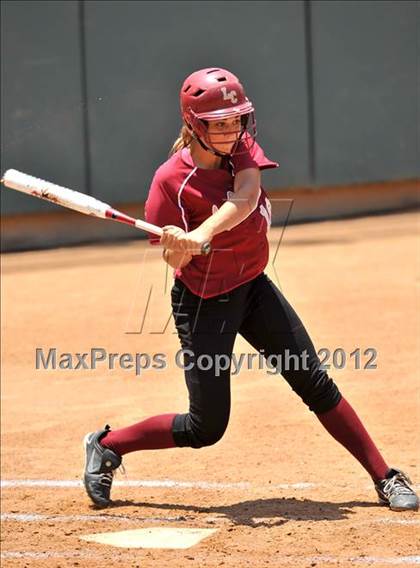 Thumbnail 2 in La Canada vs. Beaumont (CIF SS D5 Final) photogallery.