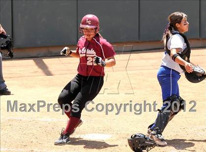 Thumbnail 3 in La Canada vs. Beaumont (CIF SS D5 Final) photogallery.