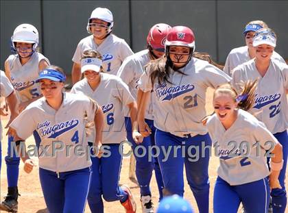 Thumbnail 1 in La Canada vs. Beaumont (CIF SS D5 Final) photogallery.