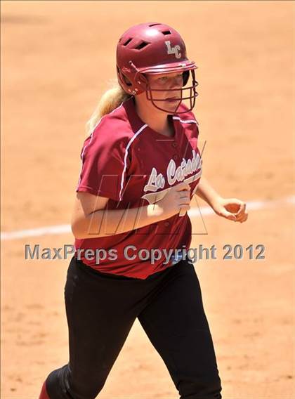 Thumbnail 3 in La Canada vs. Beaumont (CIF SS D5 Final) photogallery.