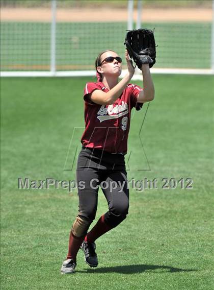 Thumbnail 1 in La Canada vs. Beaumont (CIF SS D5 Final) photogallery.