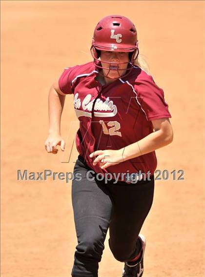 Thumbnail 3 in La Canada vs. Beaumont (CIF SS D5 Final) photogallery.