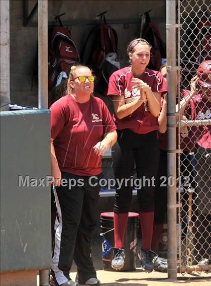 Thumbnail 3 in La Canada vs. Beaumont (CIF SS D5 Final) photogallery.