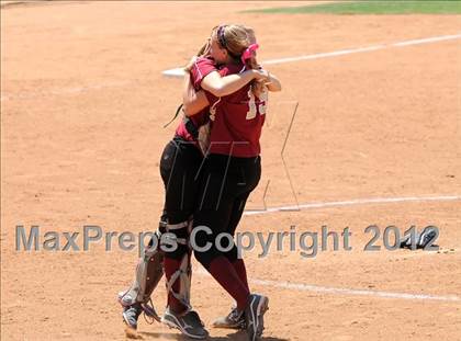 Thumbnail 1 in La Canada vs. Beaumont (CIF SS D5 Final) photogallery.