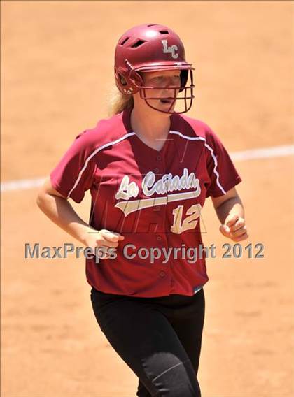 Thumbnail 1 in La Canada vs. Beaumont (CIF SS D5 Final) photogallery.
