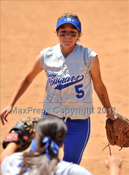 Thumbnail 2 in La Canada vs. Beaumont (CIF SS D5 Final) photogallery.