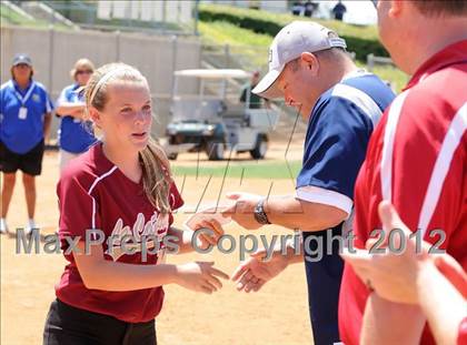 Thumbnail 2 in La Canada vs. Beaumont (CIF SS D5 Final) photogallery.