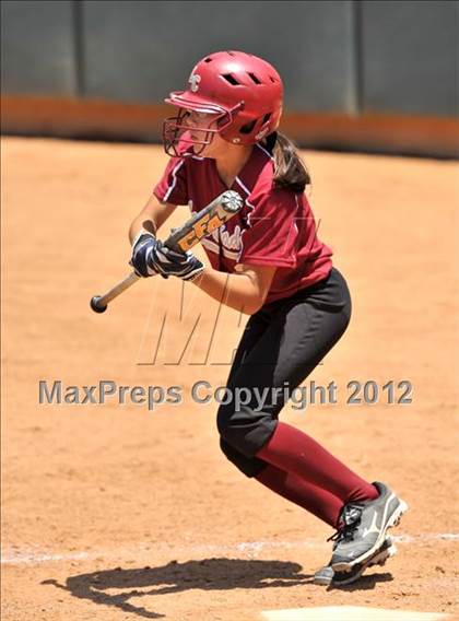 Thumbnail 1 in La Canada vs. Beaumont (CIF SS D5 Final) photogallery.
