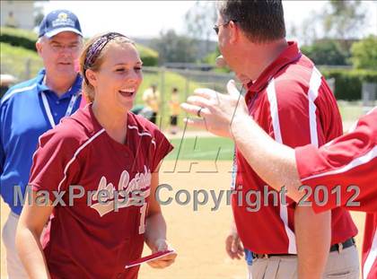 Thumbnail 2 in La Canada vs. Beaumont (CIF SS D5 Final) photogallery.