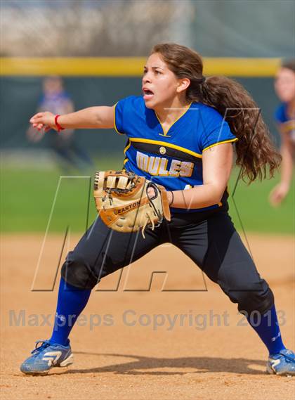 Thumbnail 3 in Alamo Heights vs Brennan (NISD Softball Tournament) photogallery.