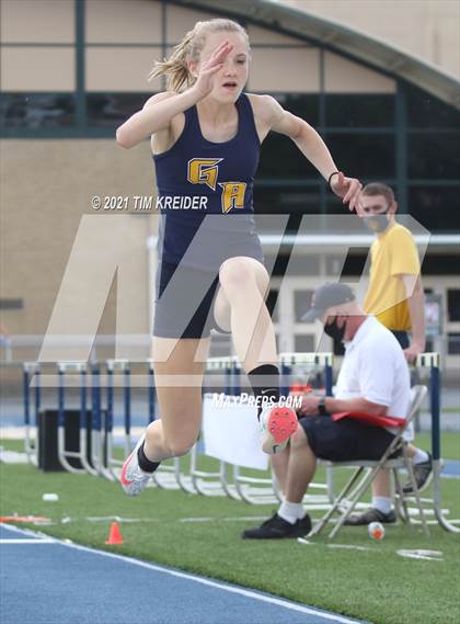 Thumbnail 2 in Mid Penn Track and Field Championship  photogallery.