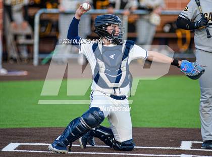 Thumbnail 3 in Garland @ Sachse photogallery.