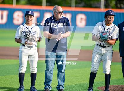 Thumbnail 3 in Garland @ Sachse photogallery.