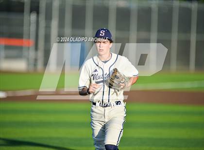 Thumbnail 3 in Garland @ Sachse photogallery.