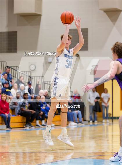 Thumbnail 2 in Leo @ Woodlan photogallery.
