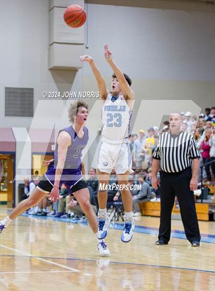 Thumbnail 1 in Leo @ Woodlan photogallery.