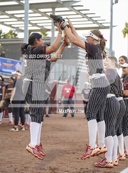 Thumbnail 2 in Salpointe Catholic vs. Coconino (AIA 4A Final) photogallery.