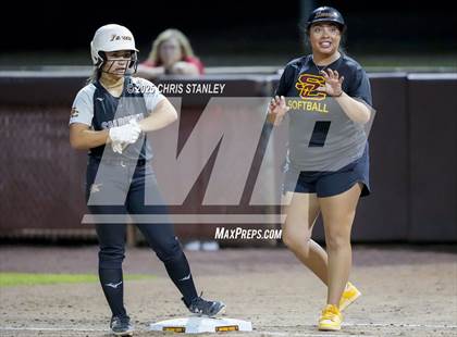 Thumbnail 3 in Salpointe Catholic vs. Coconino (AIA 4A Final) photogallery.