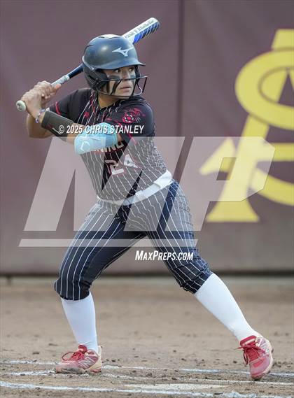 Thumbnail 1 in Salpointe Catholic vs. Coconino (AIA 4A Final) photogallery.