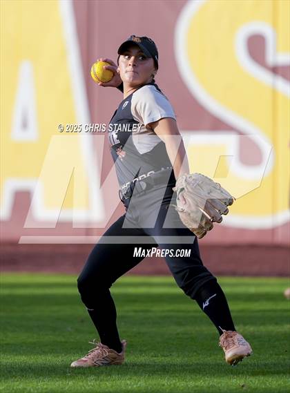 Thumbnail 2 in Salpointe Catholic vs. Coconino (AIA 4A Final) photogallery.