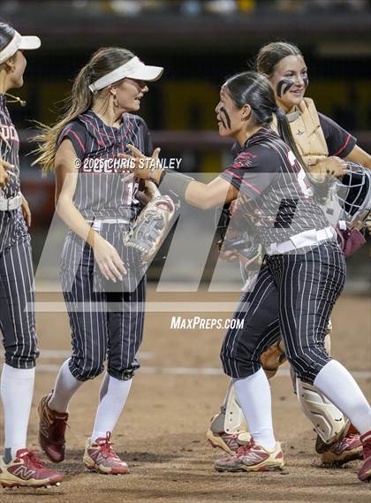 Thumbnail 2 in Salpointe Catholic vs. Coconino (AIA 4A Final) photogallery.