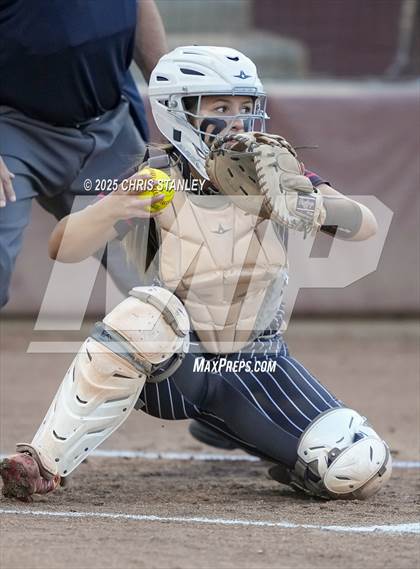 Thumbnail 2 in Salpointe Catholic vs. Coconino (AIA 4A Final) photogallery.