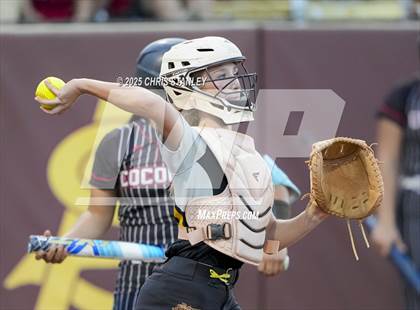 Thumbnail 1 in Salpointe Catholic vs. Coconino (AIA 4A Final) photogallery.