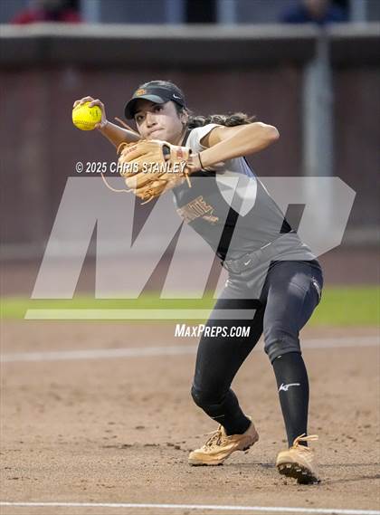 Thumbnail 3 in Salpointe Catholic vs. Coconino (AIA 4A Final) photogallery.