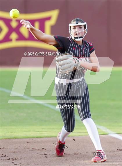 Thumbnail 2 in Salpointe Catholic vs. Coconino (AIA 4A Final) photogallery.