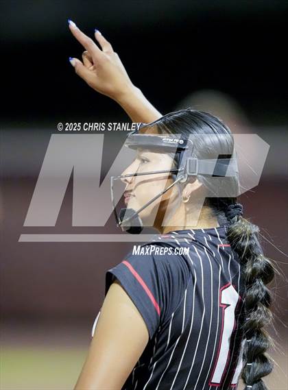 Thumbnail 1 in Salpointe Catholic vs. Coconino (AIA 4A Final) photogallery.