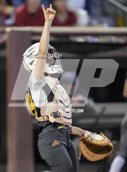 Thumbnail 3 in Salpointe Catholic vs. Coconino (AIA 4A Final) photogallery.