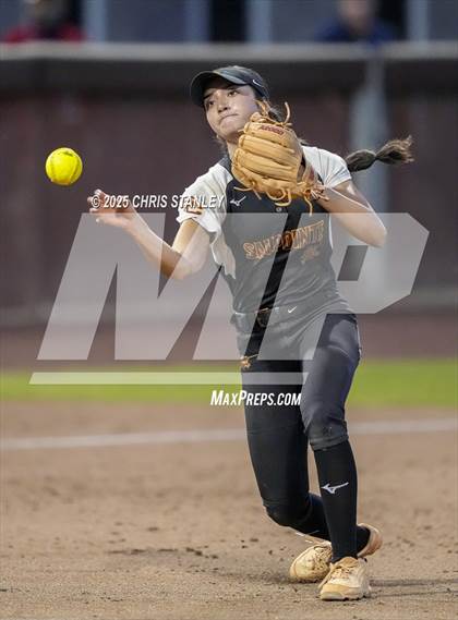 Thumbnail 1 in Salpointe Catholic vs. Coconino (AIA 4A Final) photogallery.