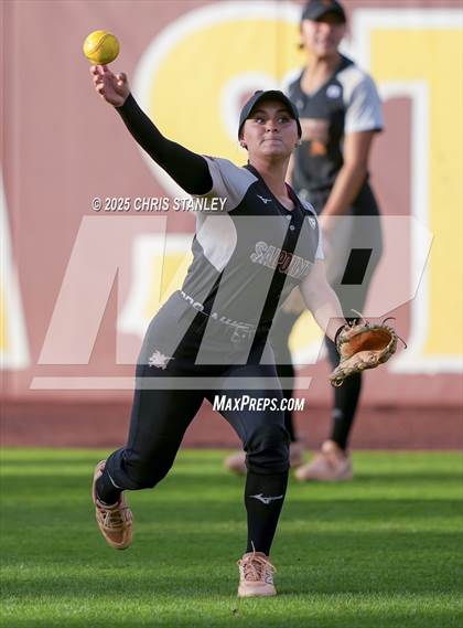 Thumbnail 3 in Salpointe Catholic vs. Coconino (AIA 4A Final) photogallery.