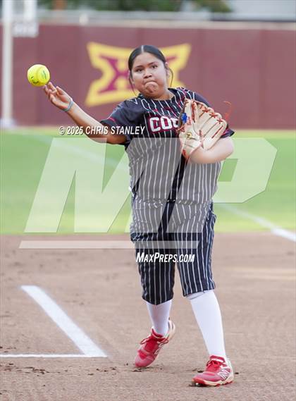 Thumbnail 1 in Salpointe Catholic vs. Coconino (AIA 4A Final) photogallery.