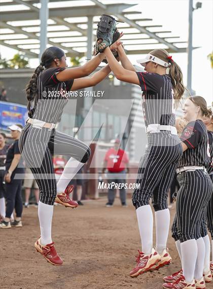 Thumbnail 2 in Salpointe Catholic vs. Coconino (AIA 4A Final) photogallery.